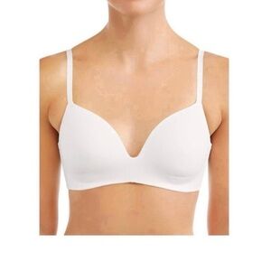 Secret Treasures Wire Free Bra Converts to Crossback Size 40D